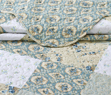 Load image into Gallery viewer, Floral Printed Patchwork Blue/Green Bedspread/Quilt Set